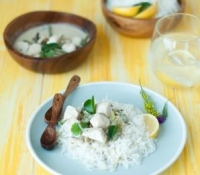 Thumbnail image for Kaffir Lime Coconut Chicken Curry