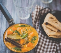 Thumbnail image for Sweet Potato, Chickpeas & Spinach Curry