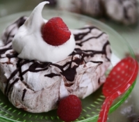 Thumbnail image for Chocolate Swirled Meringue