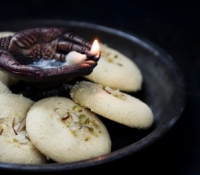 Thumbnail image for Nan Khatai {Eggless Meltaway Cardamom Cookies}